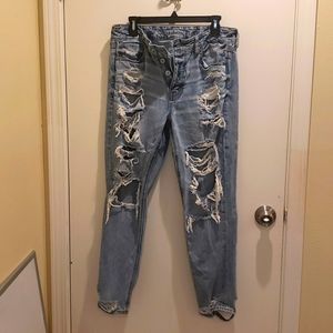 American Eagle Tomgirl Jeans